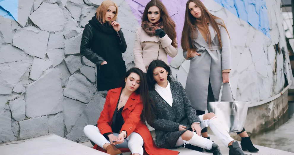 90s Fashion Revival: Classic Trends Reimagined for Today