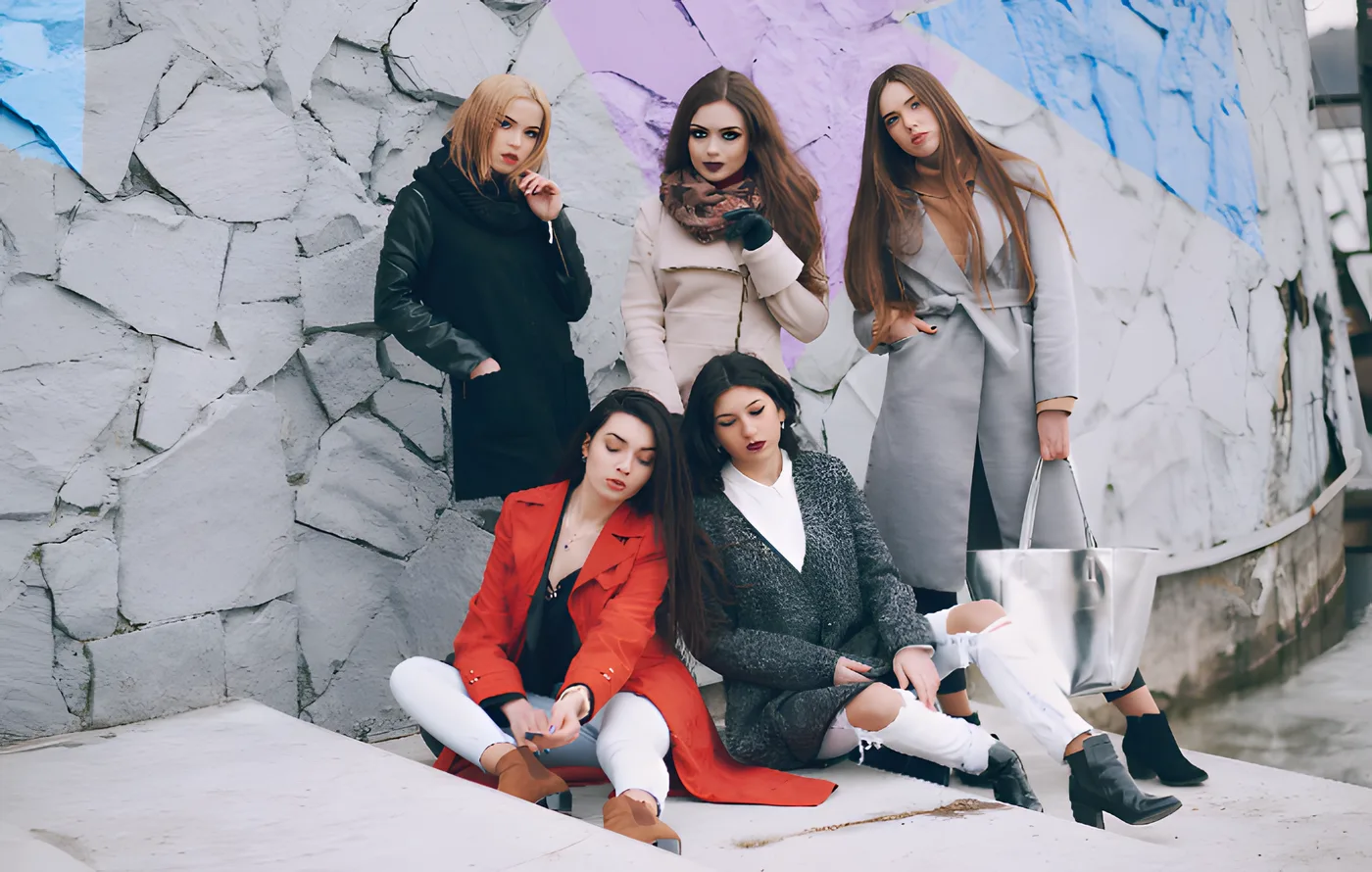 90s Fashion Revival: Classic Trends Reimagined for Today