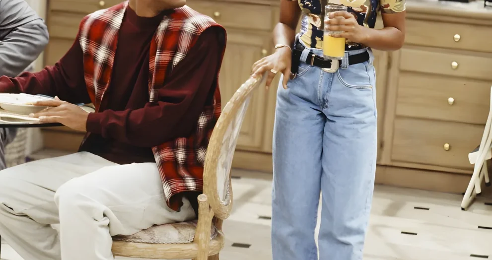 The '90s Are Back: A Nostalgic Revival in Fashion