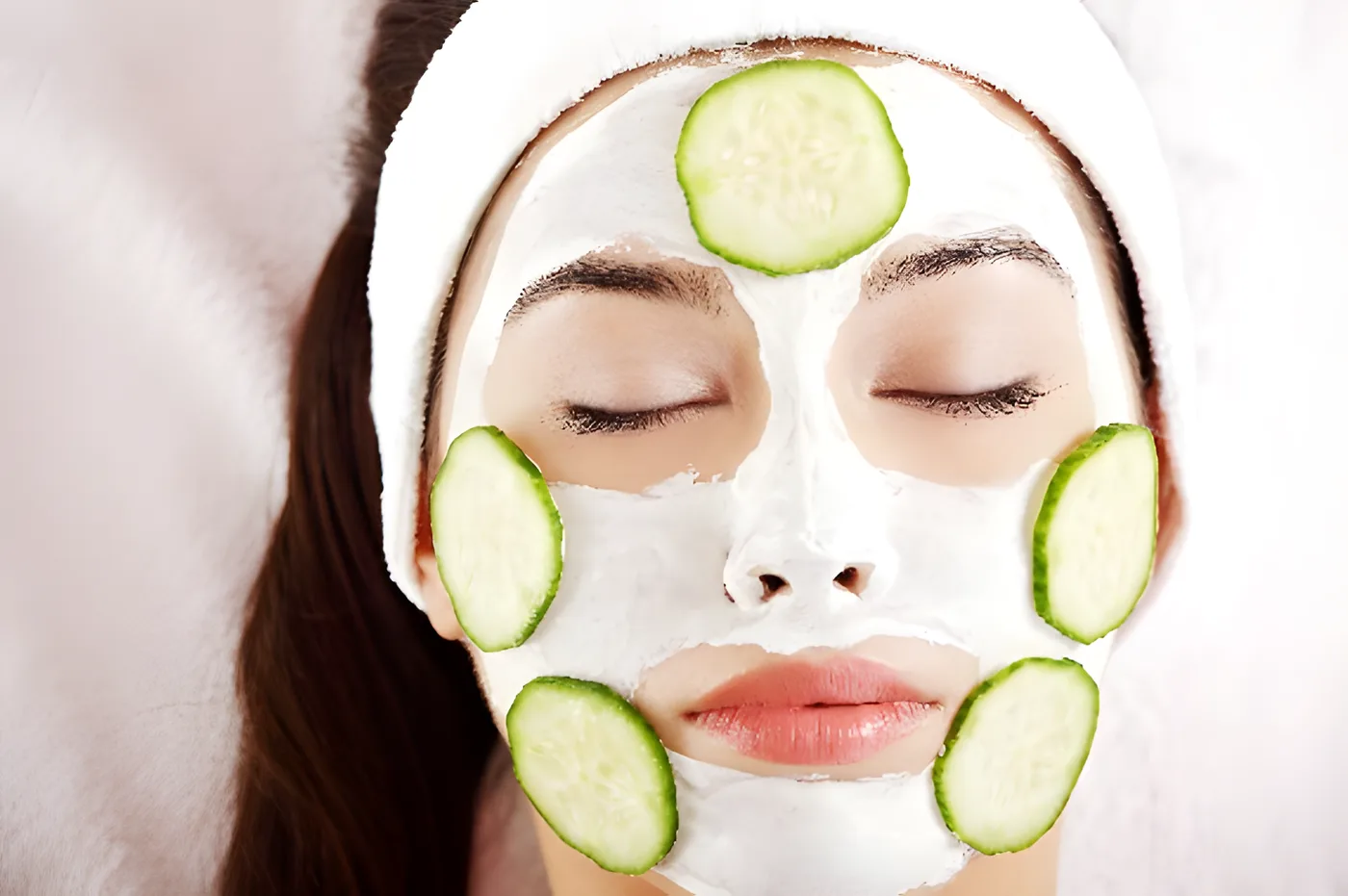 The Ultimate Guide to Natural Beauty: Daily Skin Care Routine for Healthy and Radiant Skin