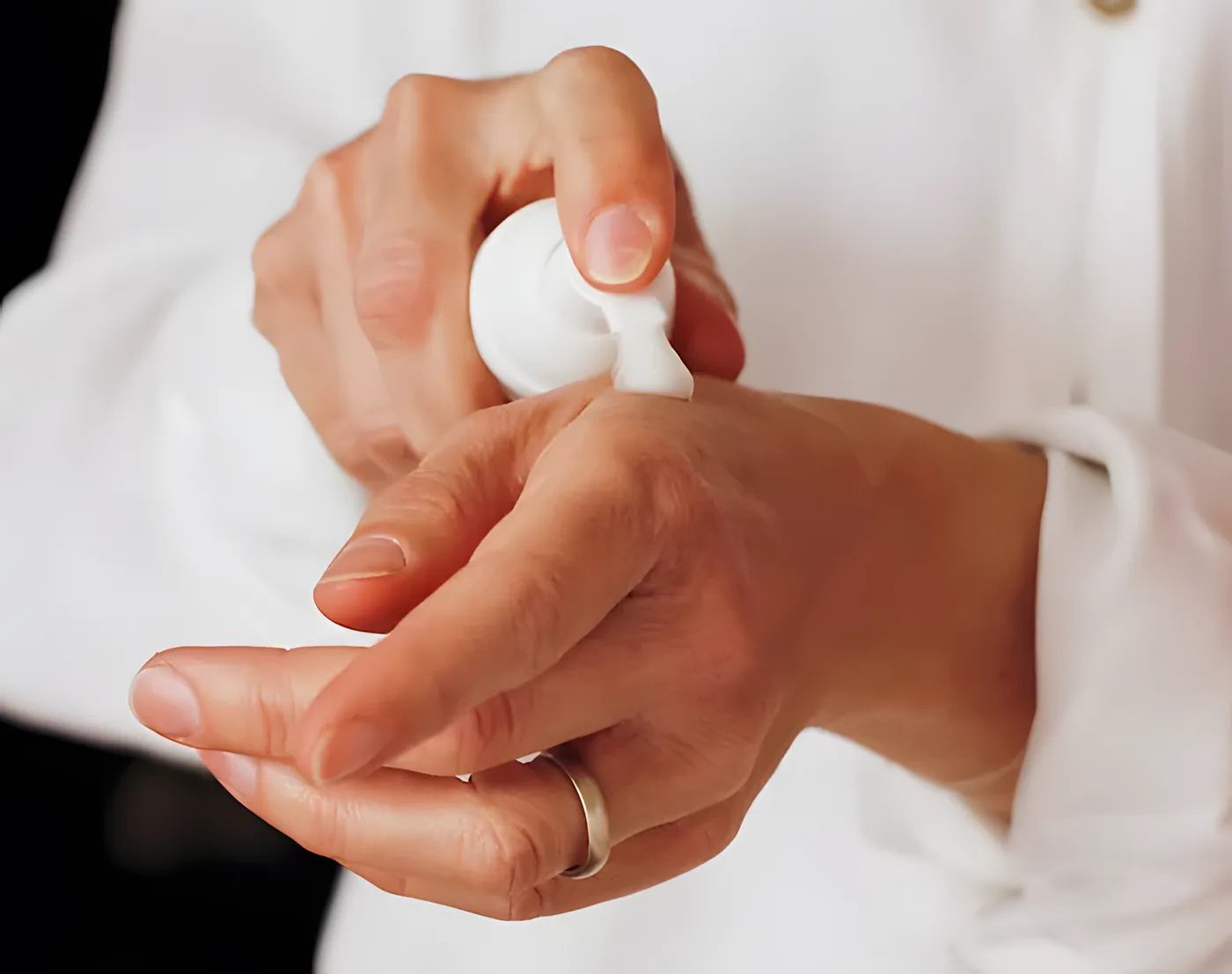The Ultimate Skincare Guide for Dry Skin
