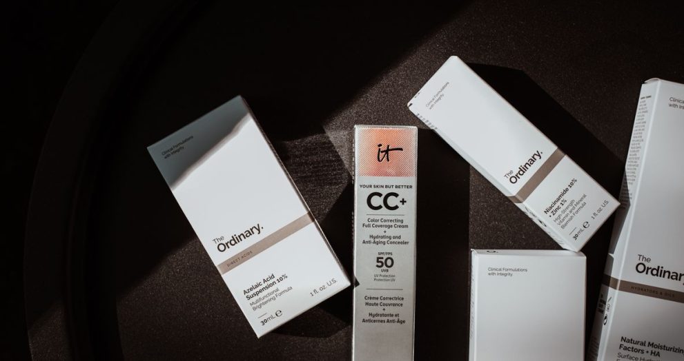 Azelaic Acid Explained: How to Add This Game-Changing Ingredient to Your Skincare Routine