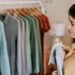 10 Small Sustainable Fashion Habits That Make a Big Difference