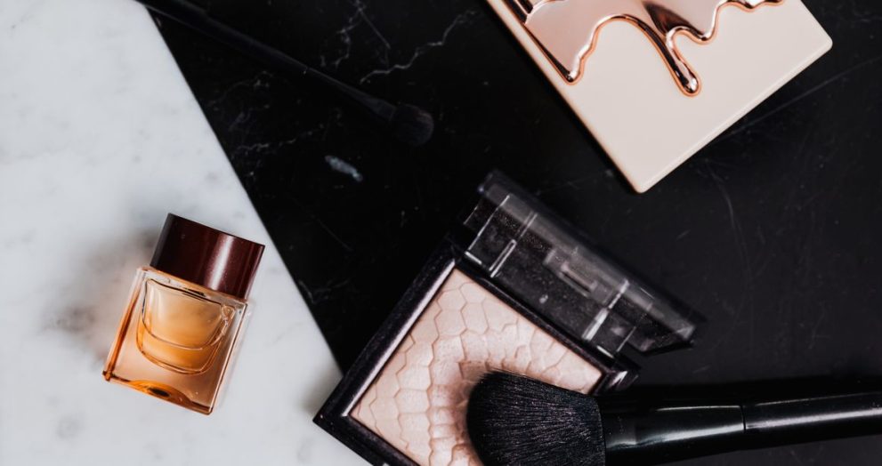 Beginner’s Guide to Building a Simple Skincare Routine (That Actually Works)